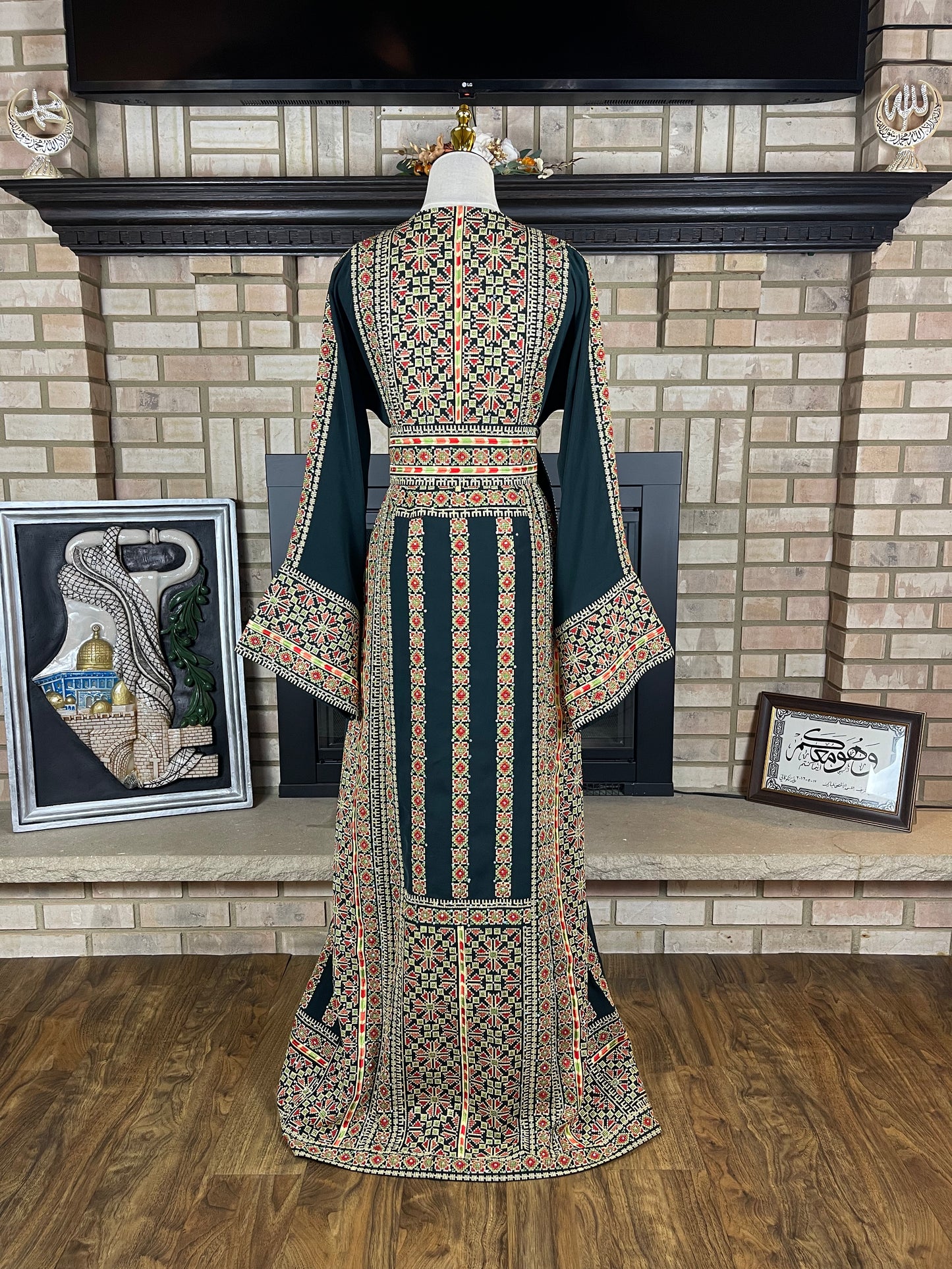 Dark Green Beisan Thobe
