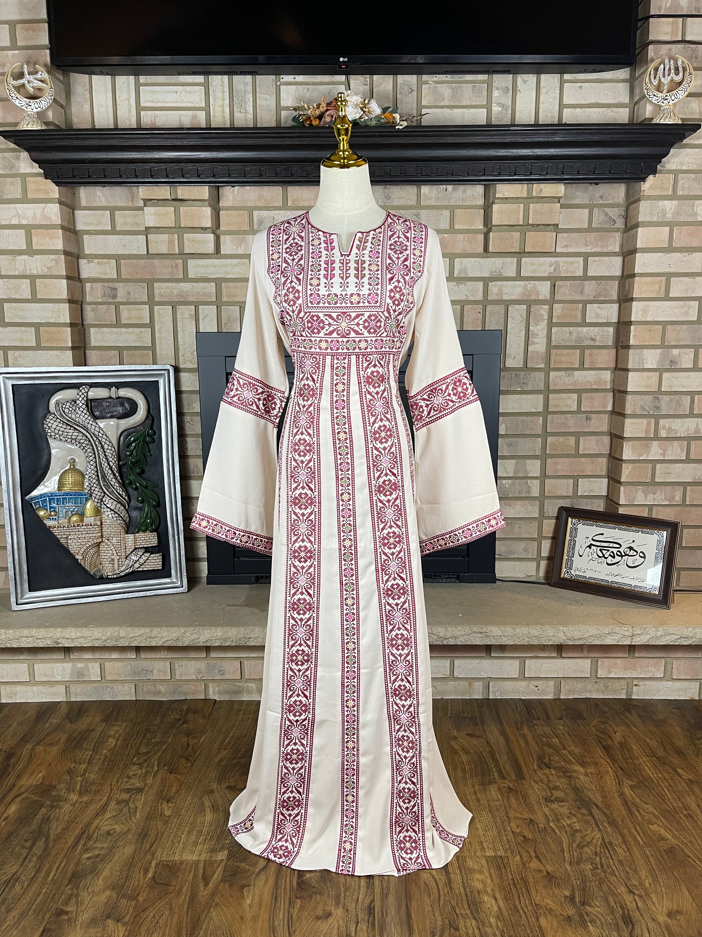 Dark Cream Jerusalem Thobe
