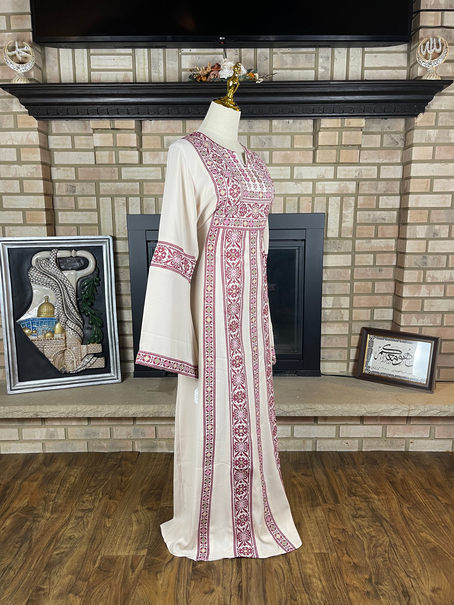 Dark Cream Jerusalem Thobe
