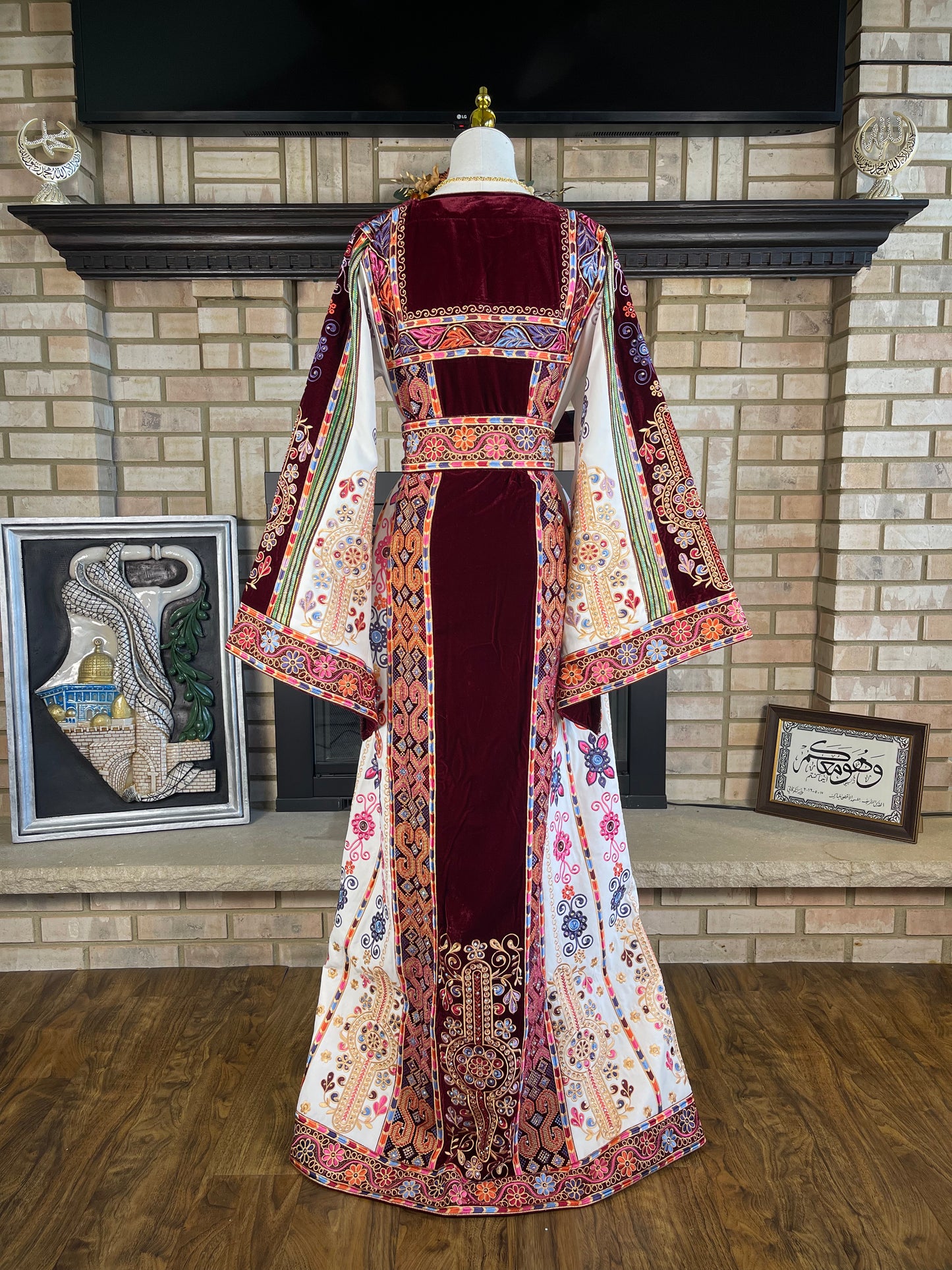 Burgundy Velvet Malaka Thobe