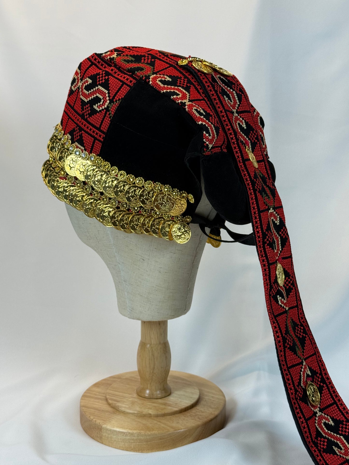 Golden Coin "Lira" hat (Waqah)