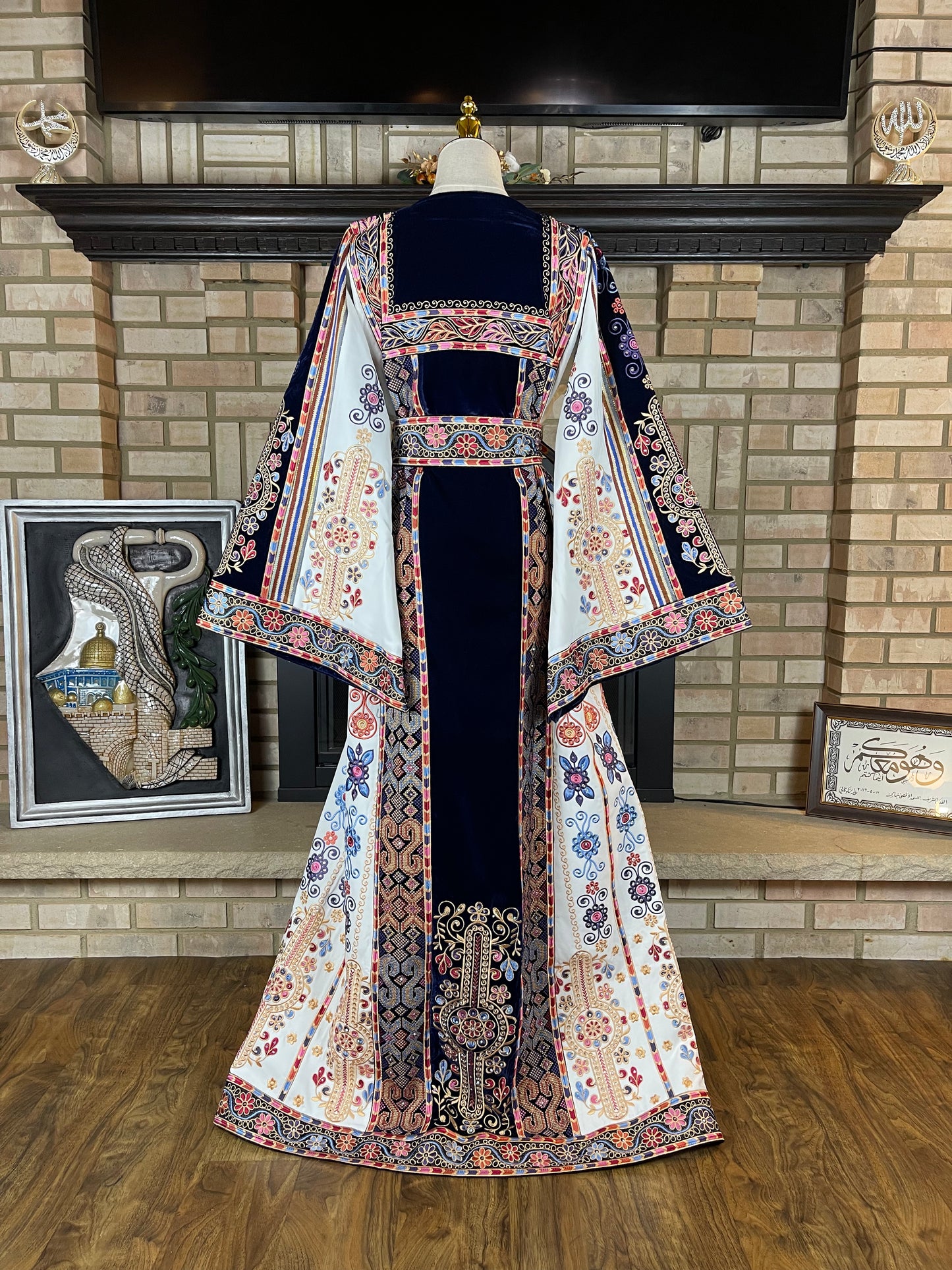 Navy Velvet Malaka Thobe