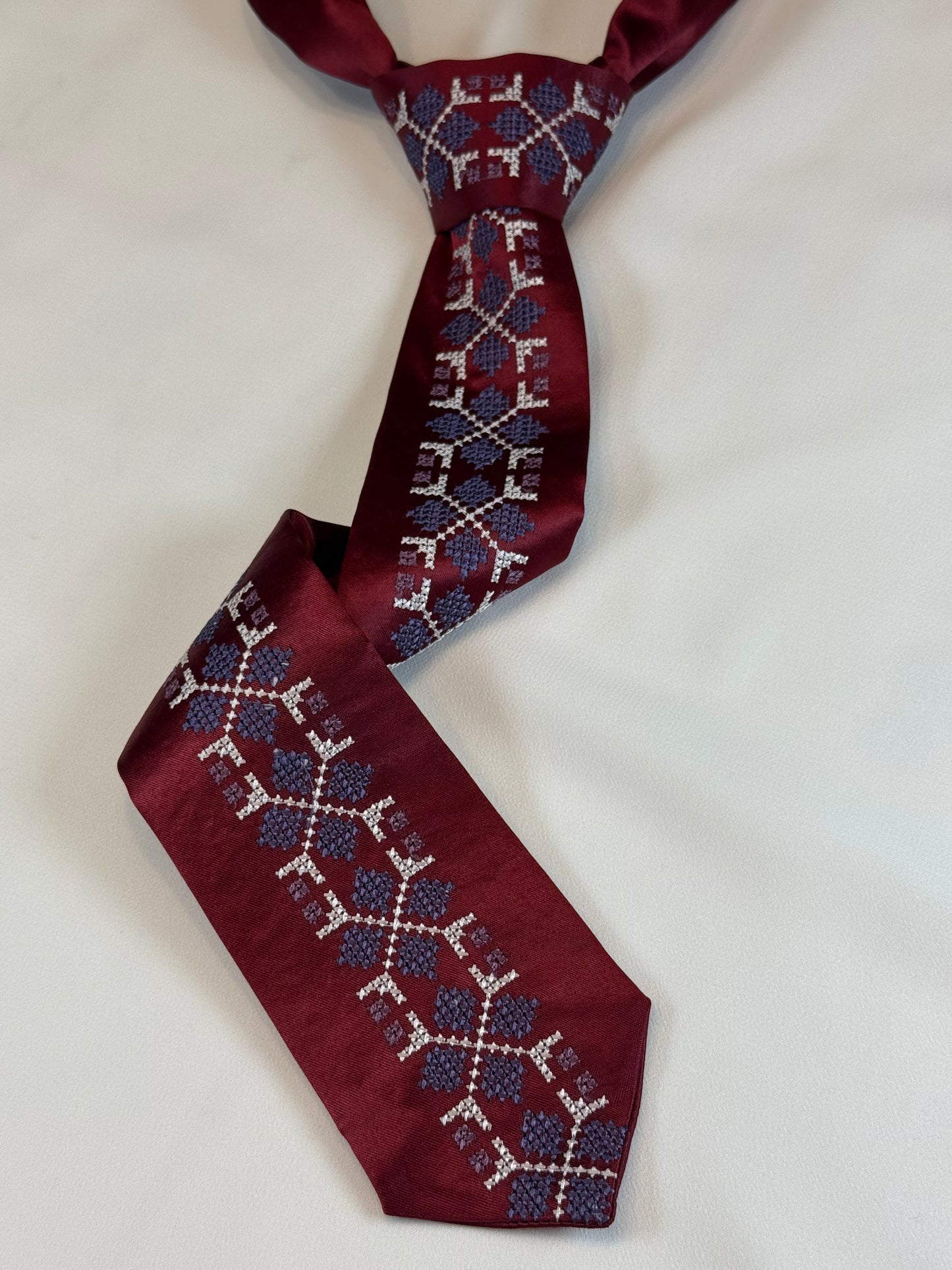 Maroon Traditional Cross-Stitching Men's Tie