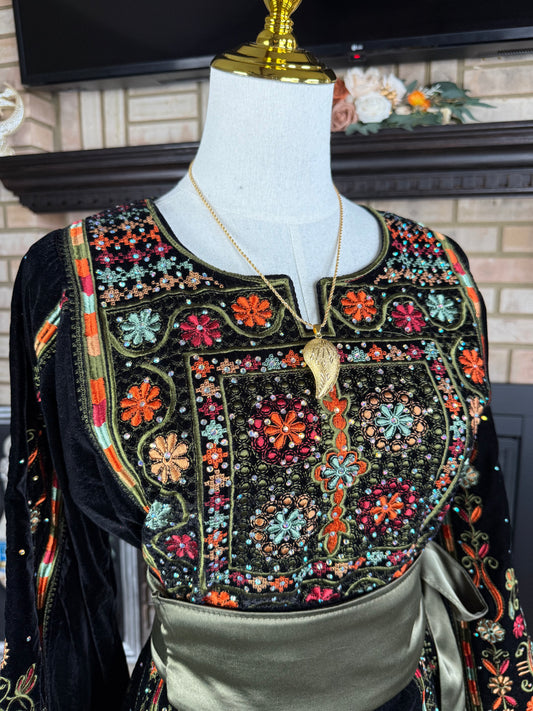 Black/Green All-Velvet Malaka Thobe