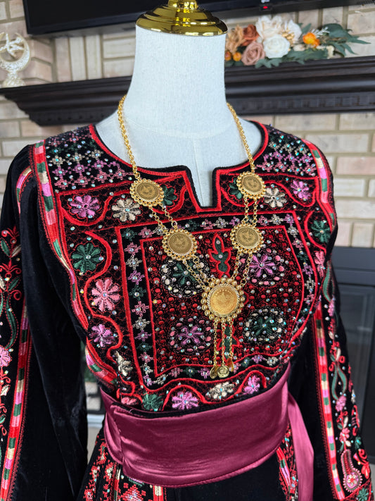 Black/Red All-Velvet Malaka Thobe