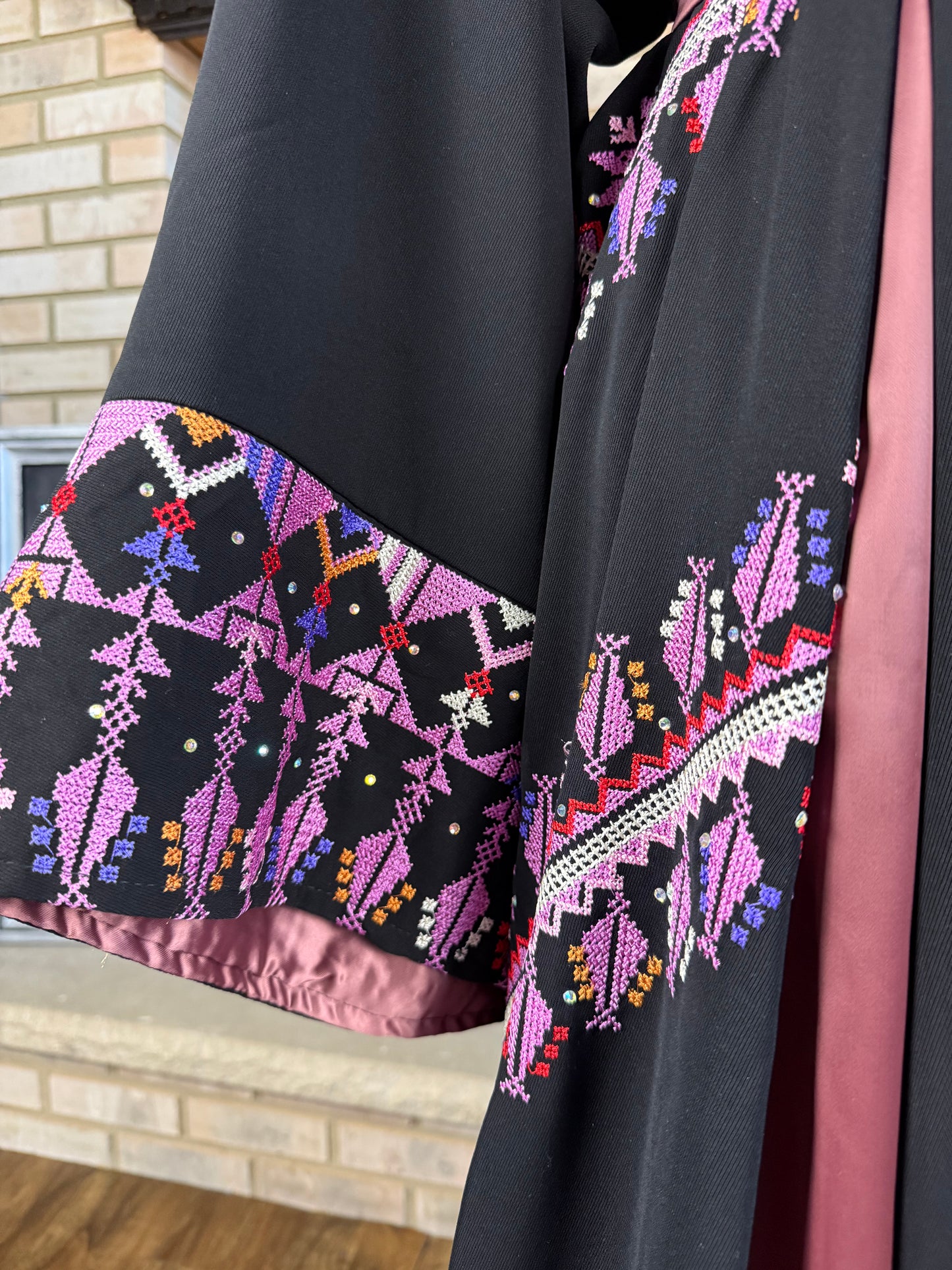 Dusty Mauve Ein Karem Thobe