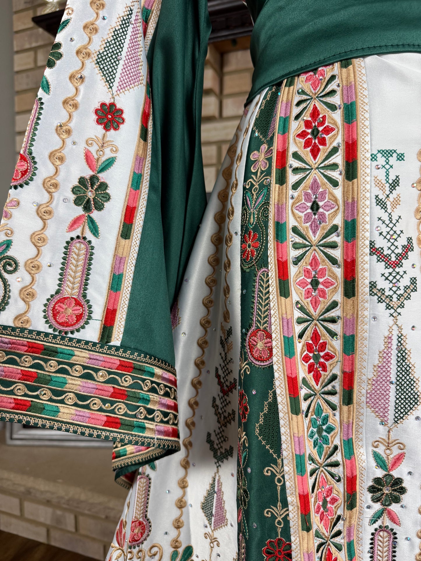 White/Green Bridal All-Satin Malaka Thobe
