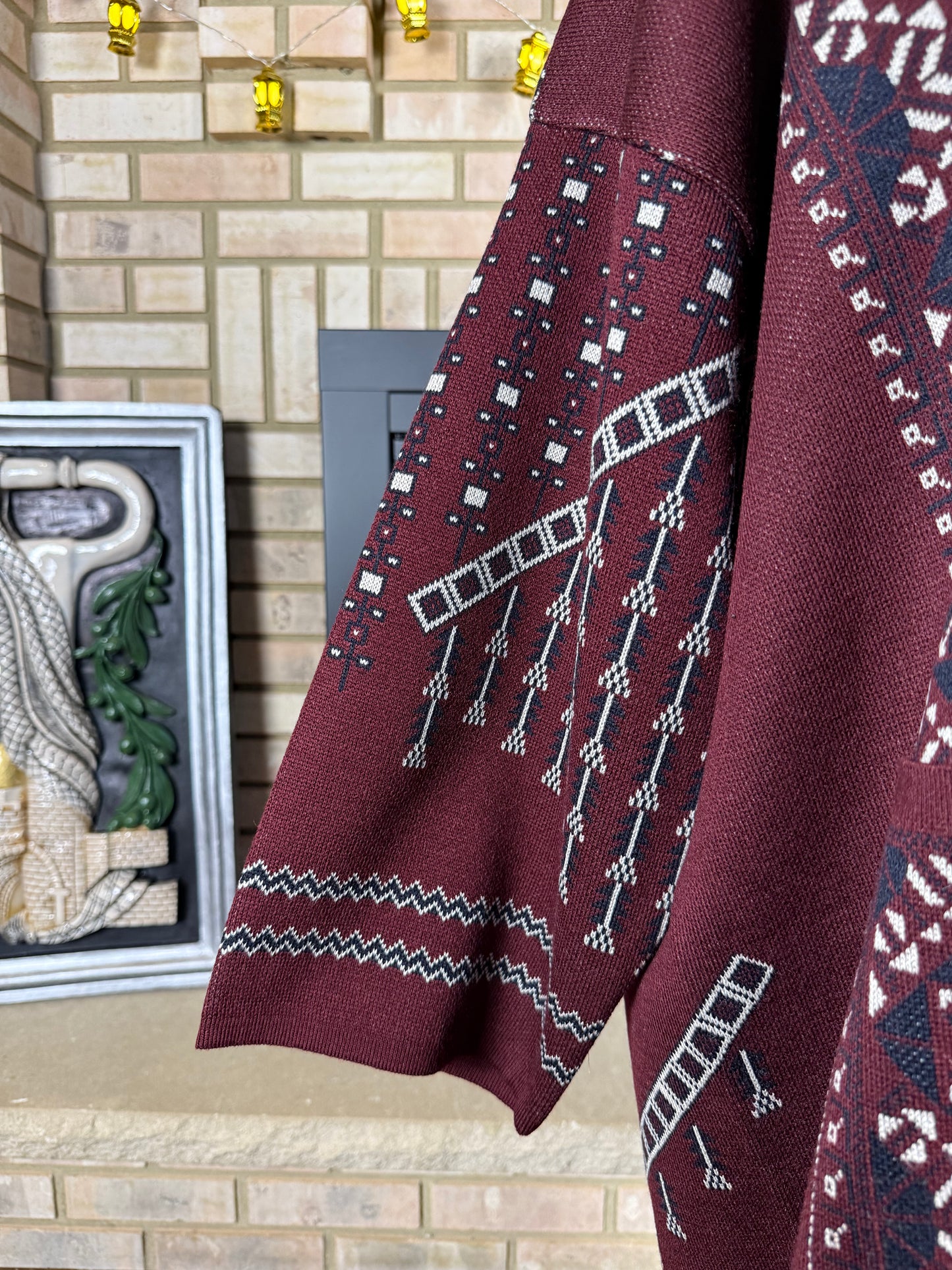 Burgundy Wool Besht