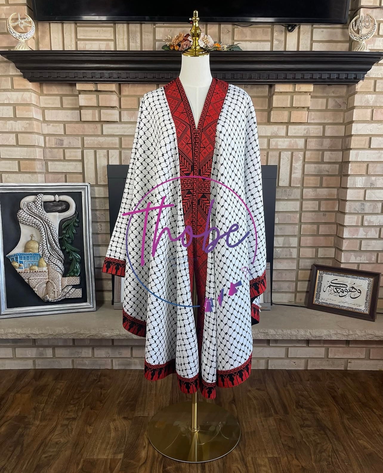 Kuffiyeh Tatreez Cloak