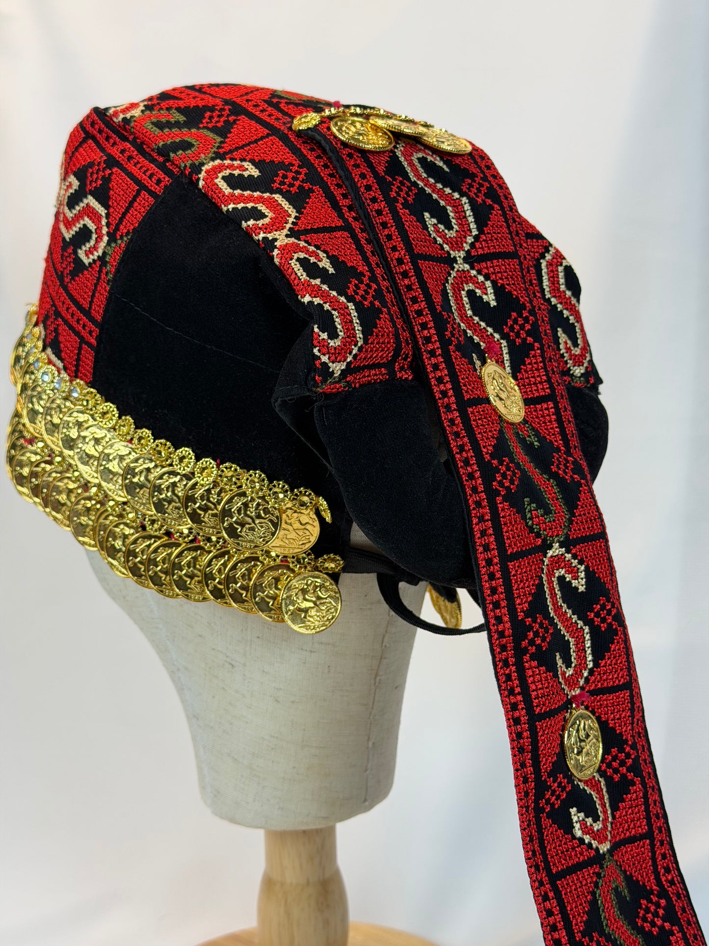 Golden Coin "Lira" hat (Waqah)