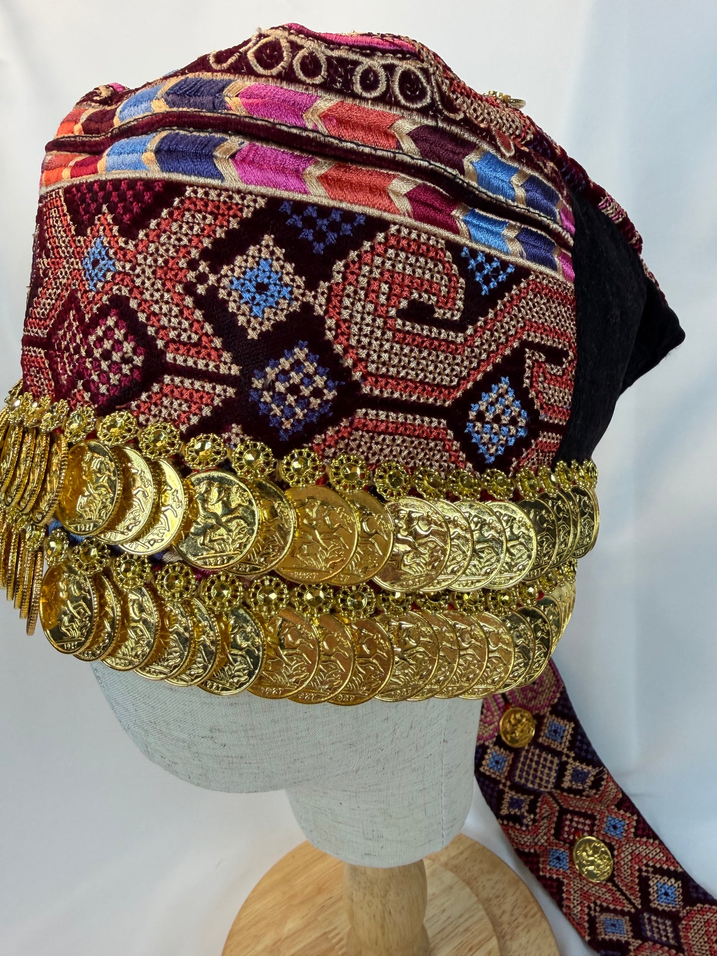 Velvet Golden Coin "Lira" hat (Waqah)