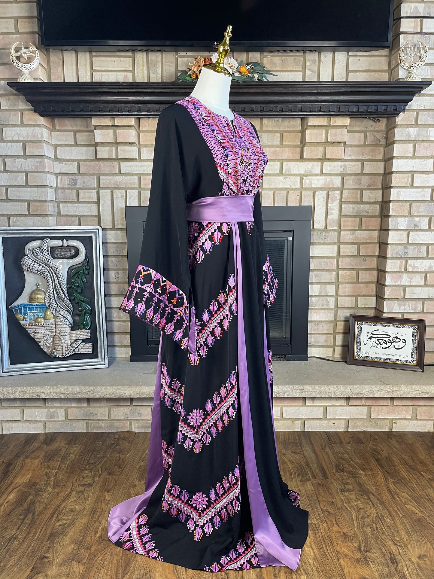 Lavender Ein Karem Thobe