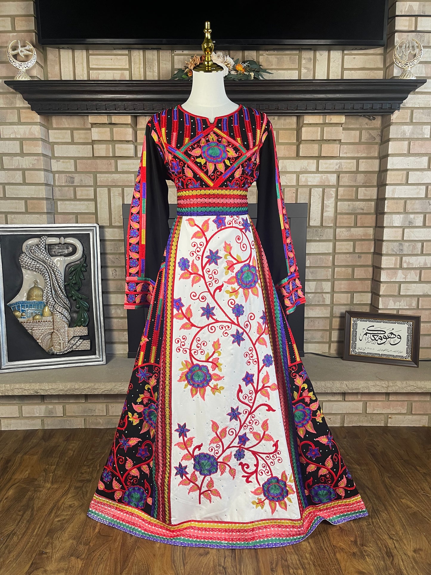 Black Floral Thobe