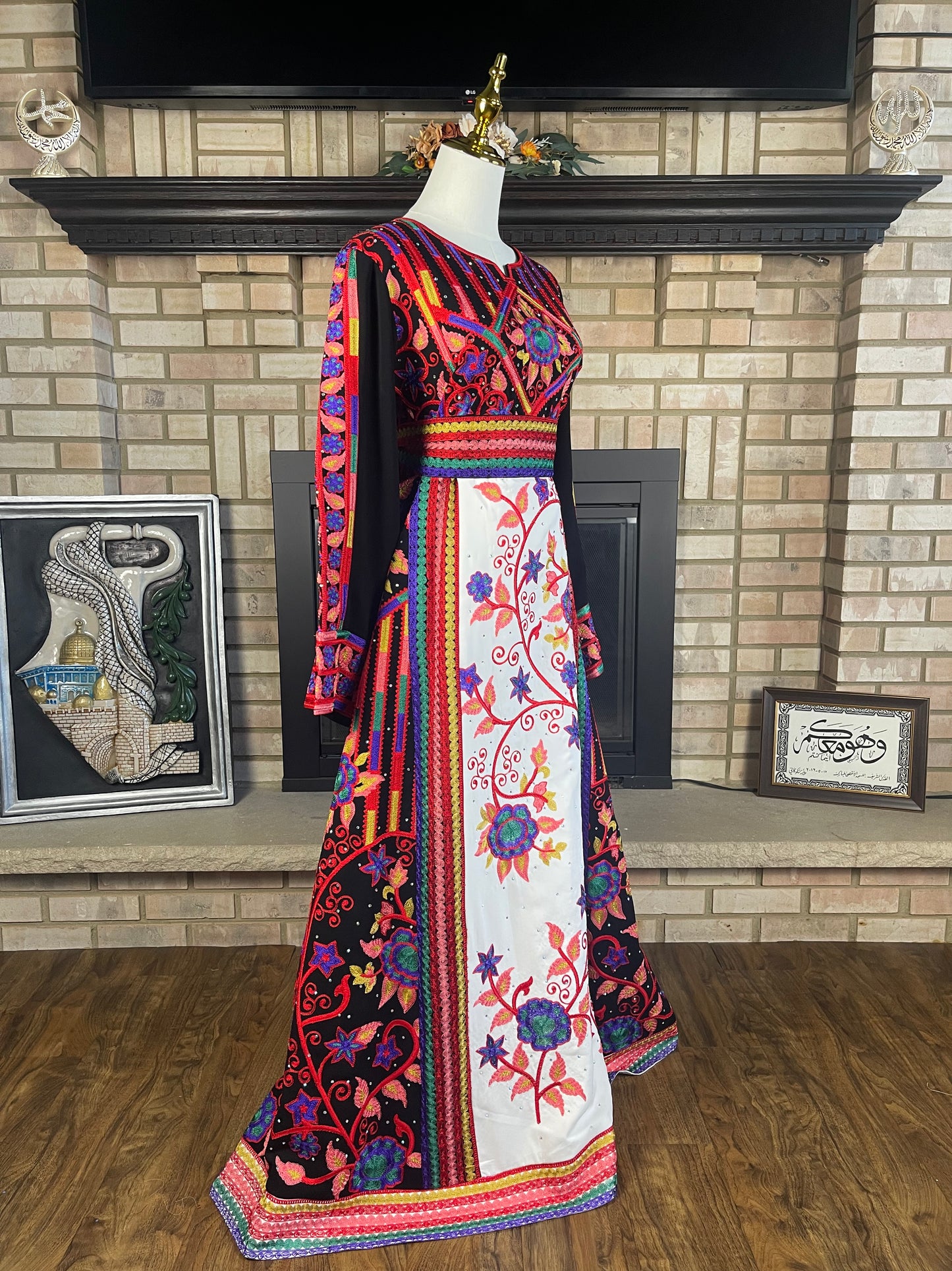 Black Floral Thobe