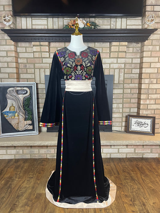 Black/Gold Velvet Roses Thobe