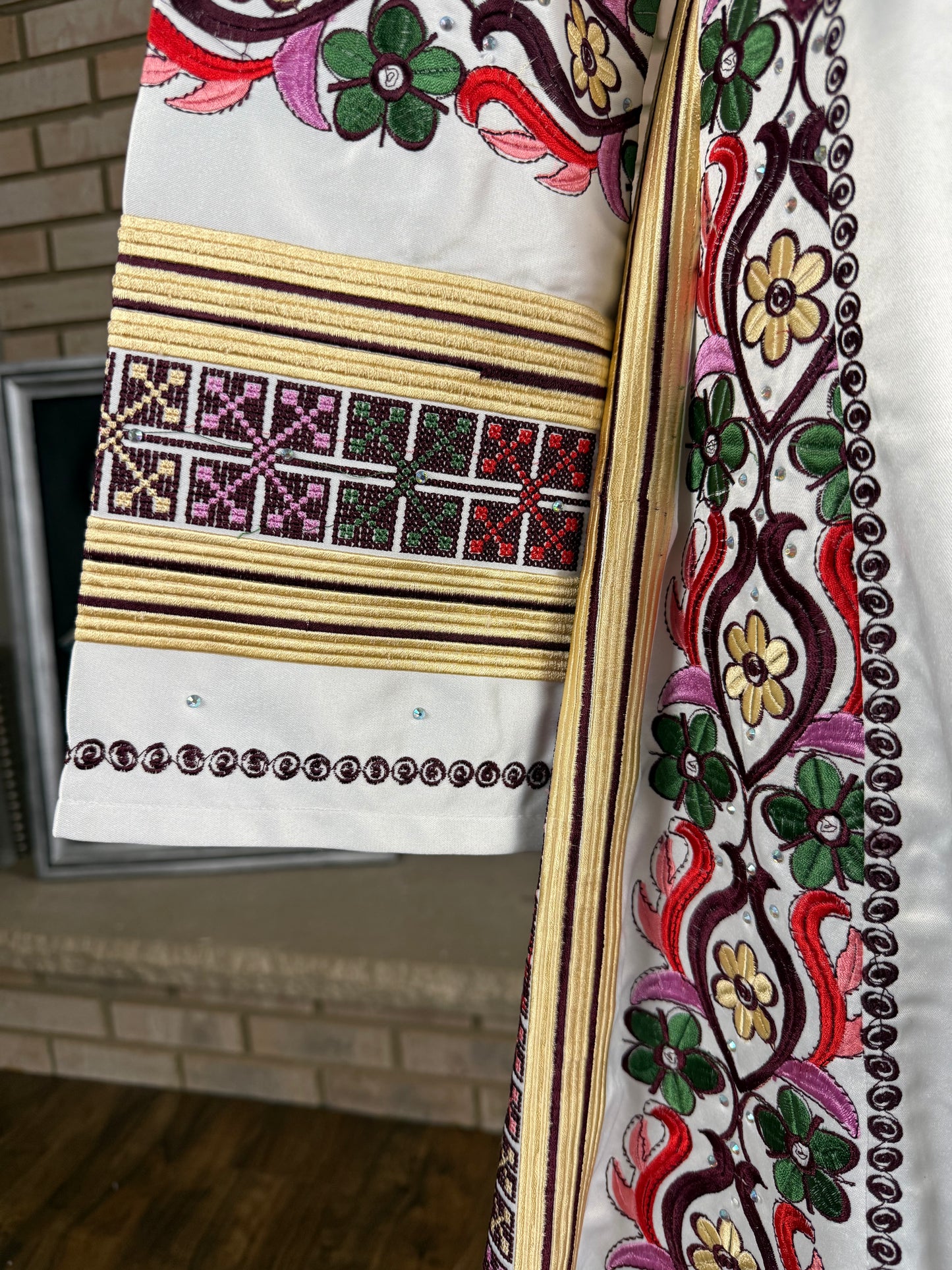 White Beit Jala Satin Thobe