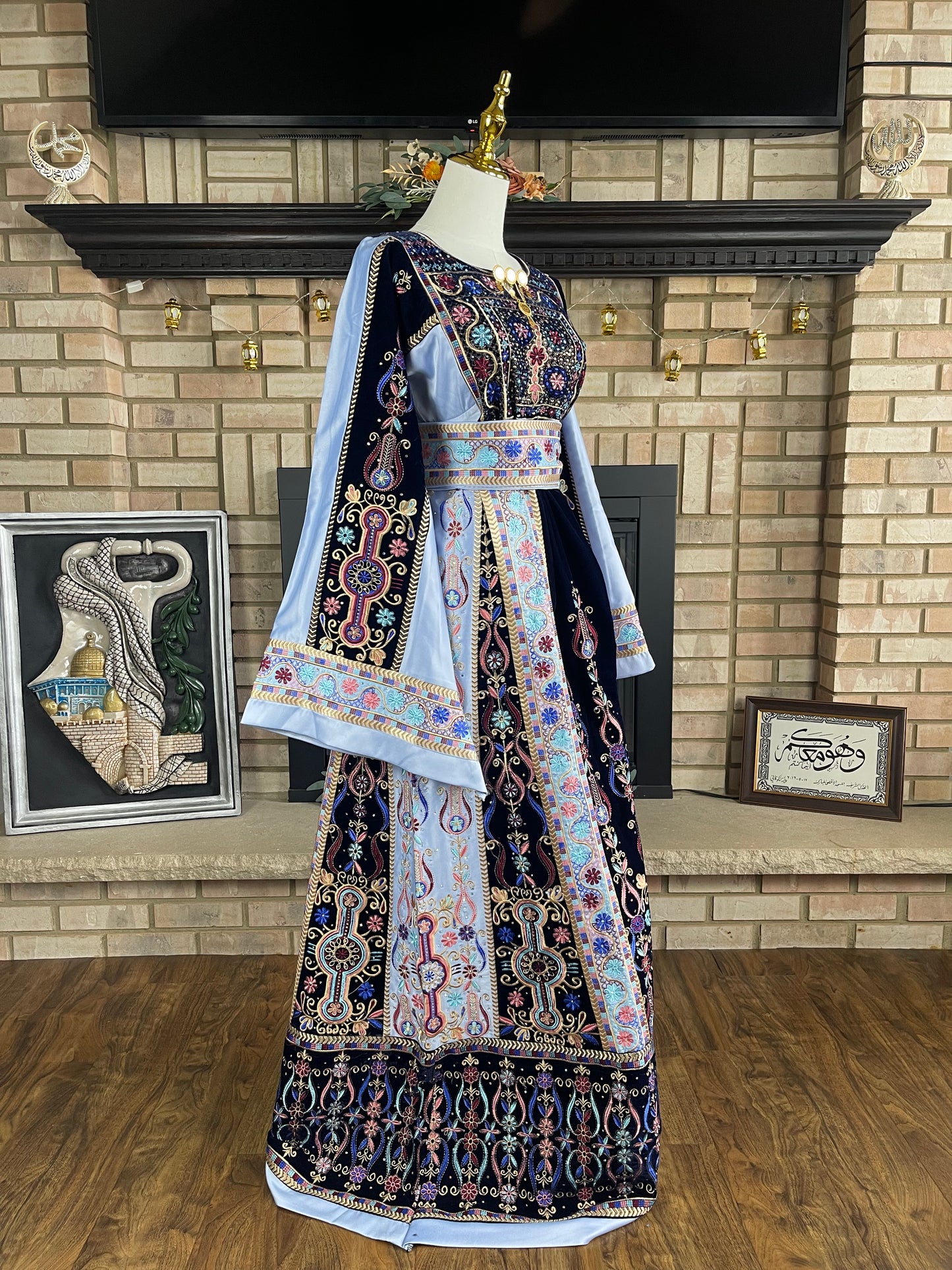 Rich Navy/Baby Blue Velvet & Satin Malaka Thobe