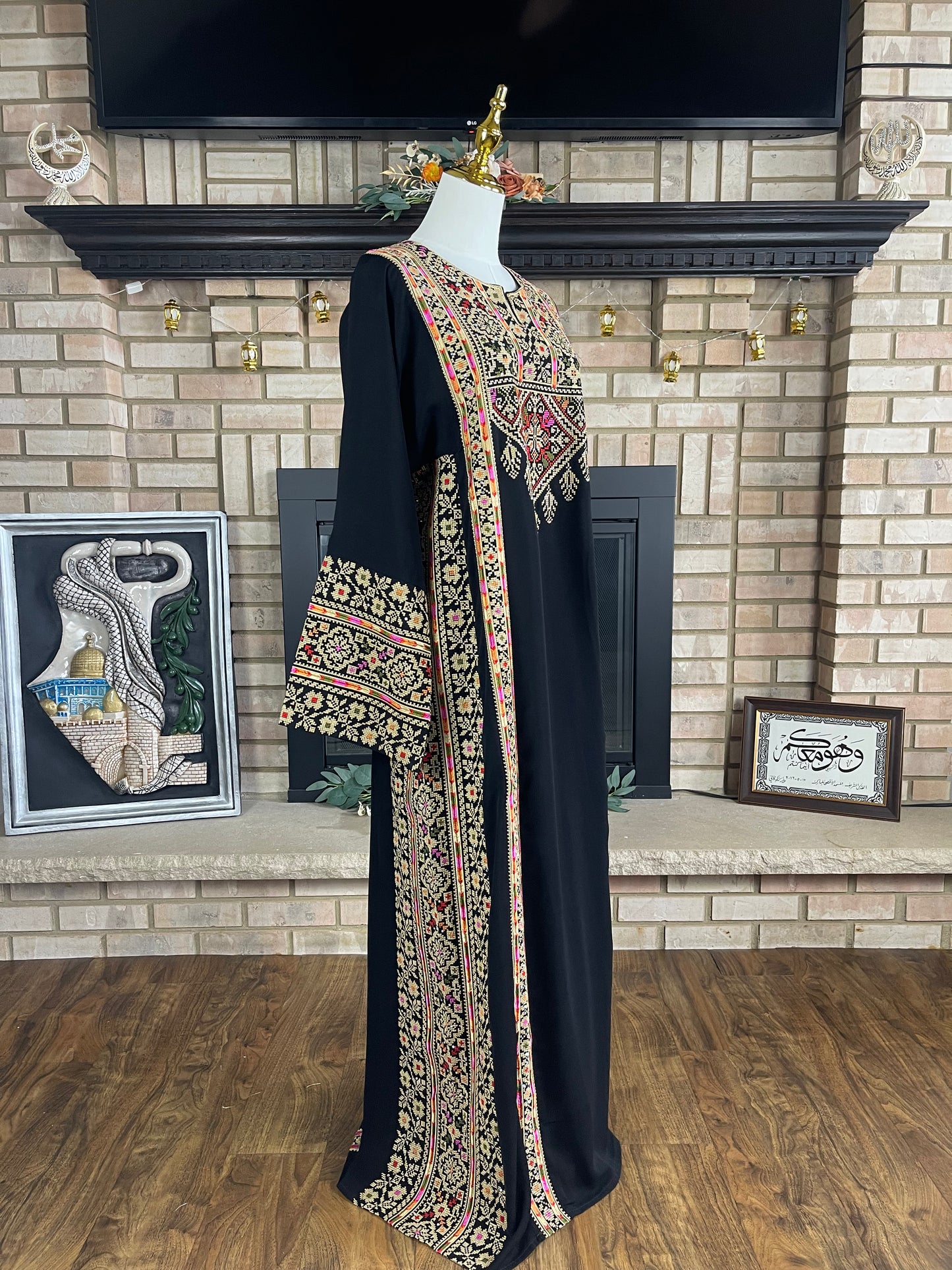 Black/Gold Silwad Thobe