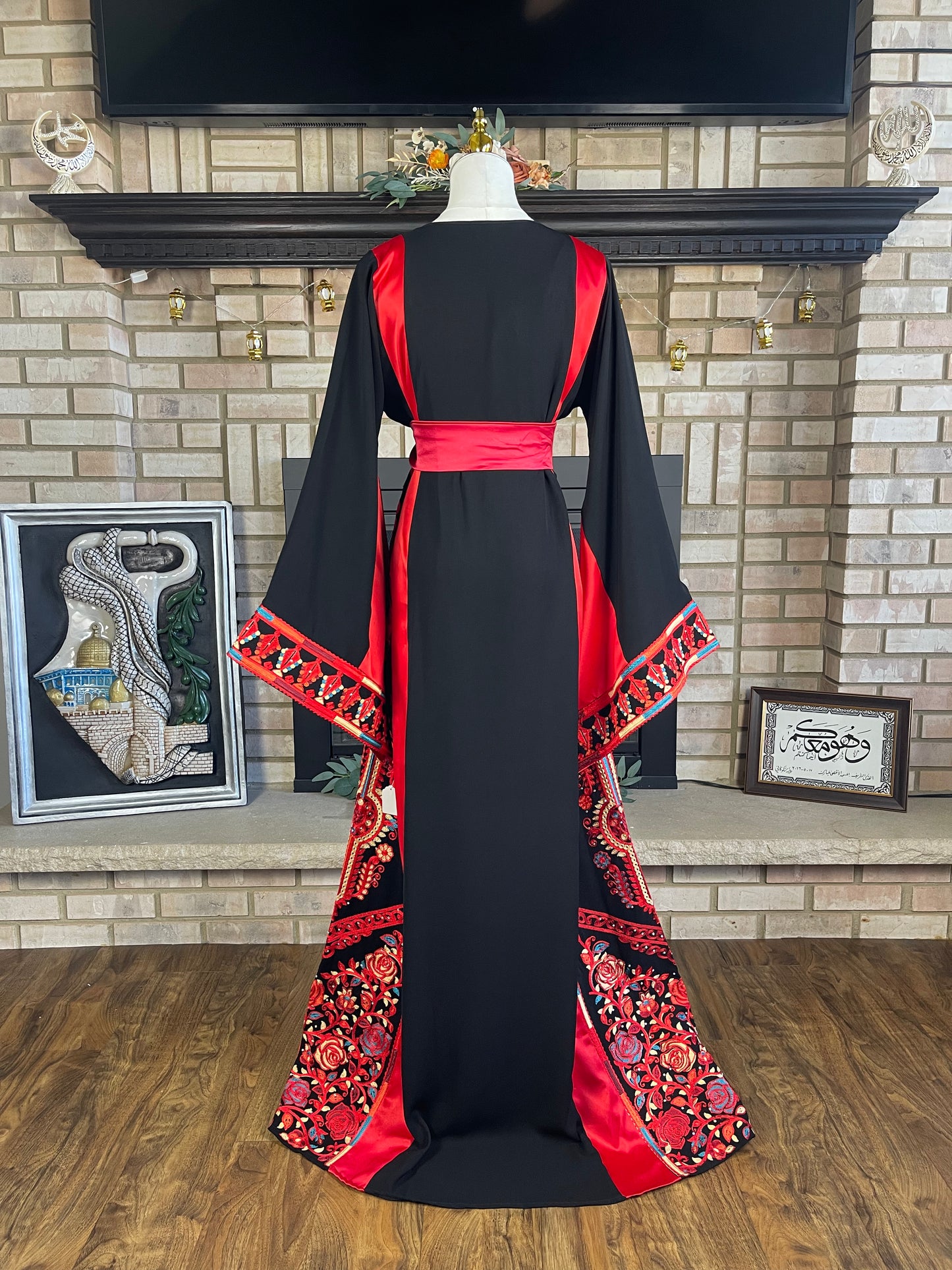 Black Yaqoot Thobe