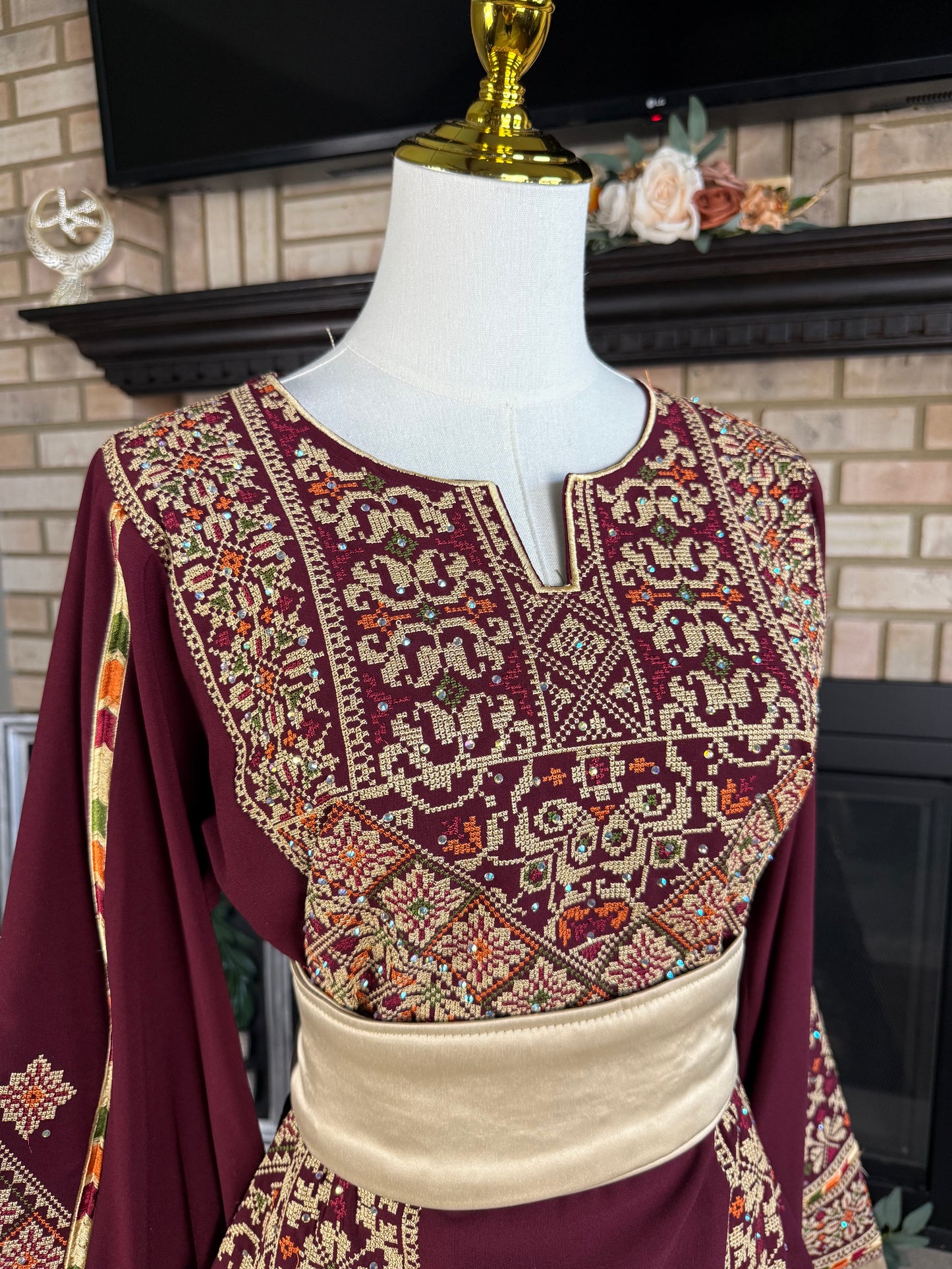 Satin Burgundy Al-Aseelah Thobe