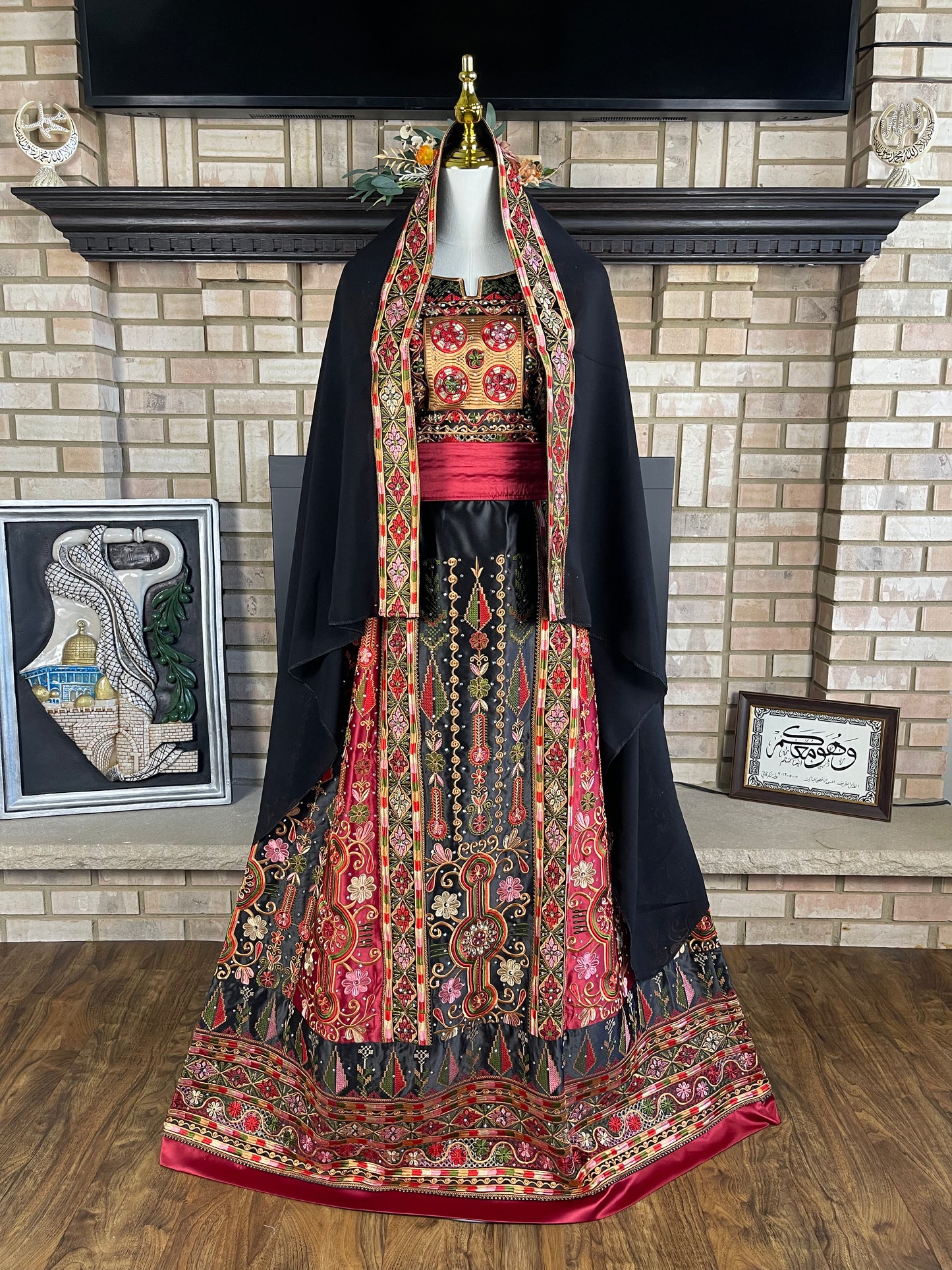 Black/Maroon Bridal All-Satin Malaka Thobe