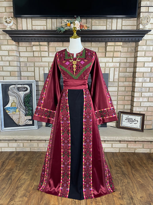 Black/Burgundy Bayt Dajan Thobe
