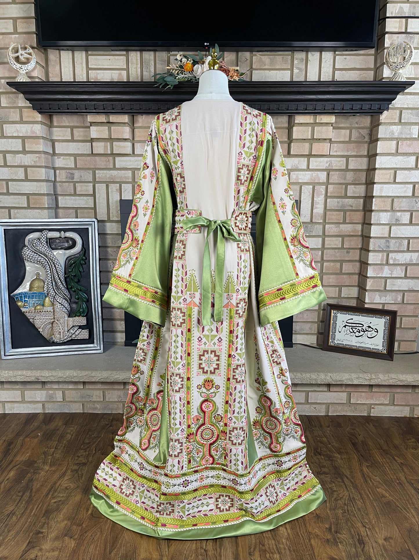 White/Green Satin Nuseirat Thobe