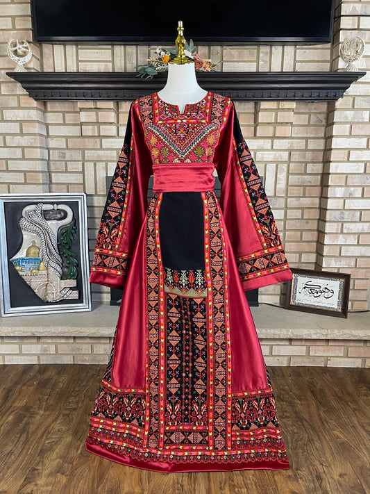 Black/Red Akka Thobe & Headpiece