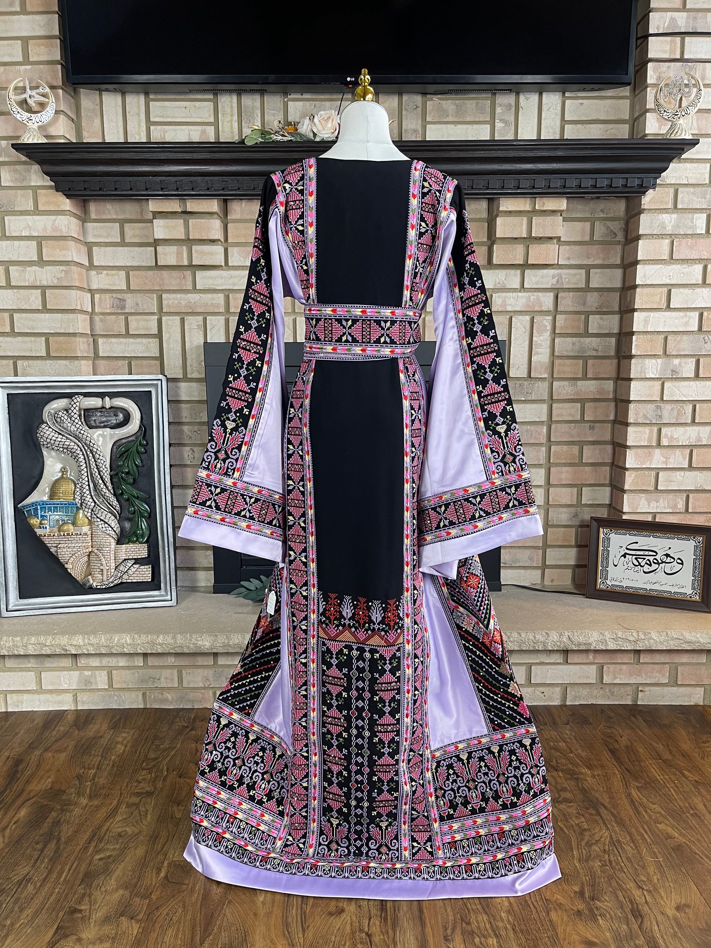 Black/Purple Akka Thobe & Headpiece