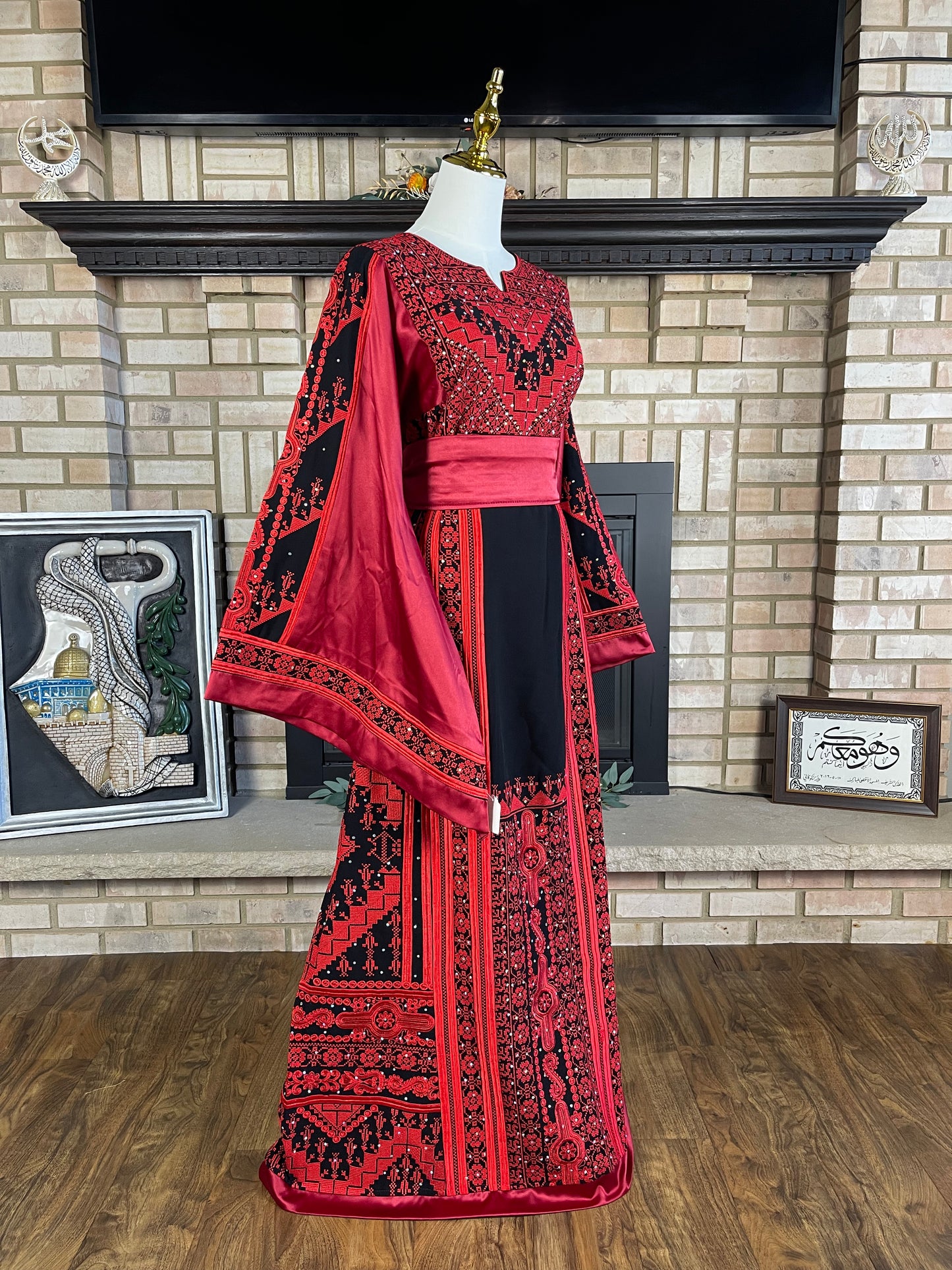 Black/Red Satin Ishq Thobe