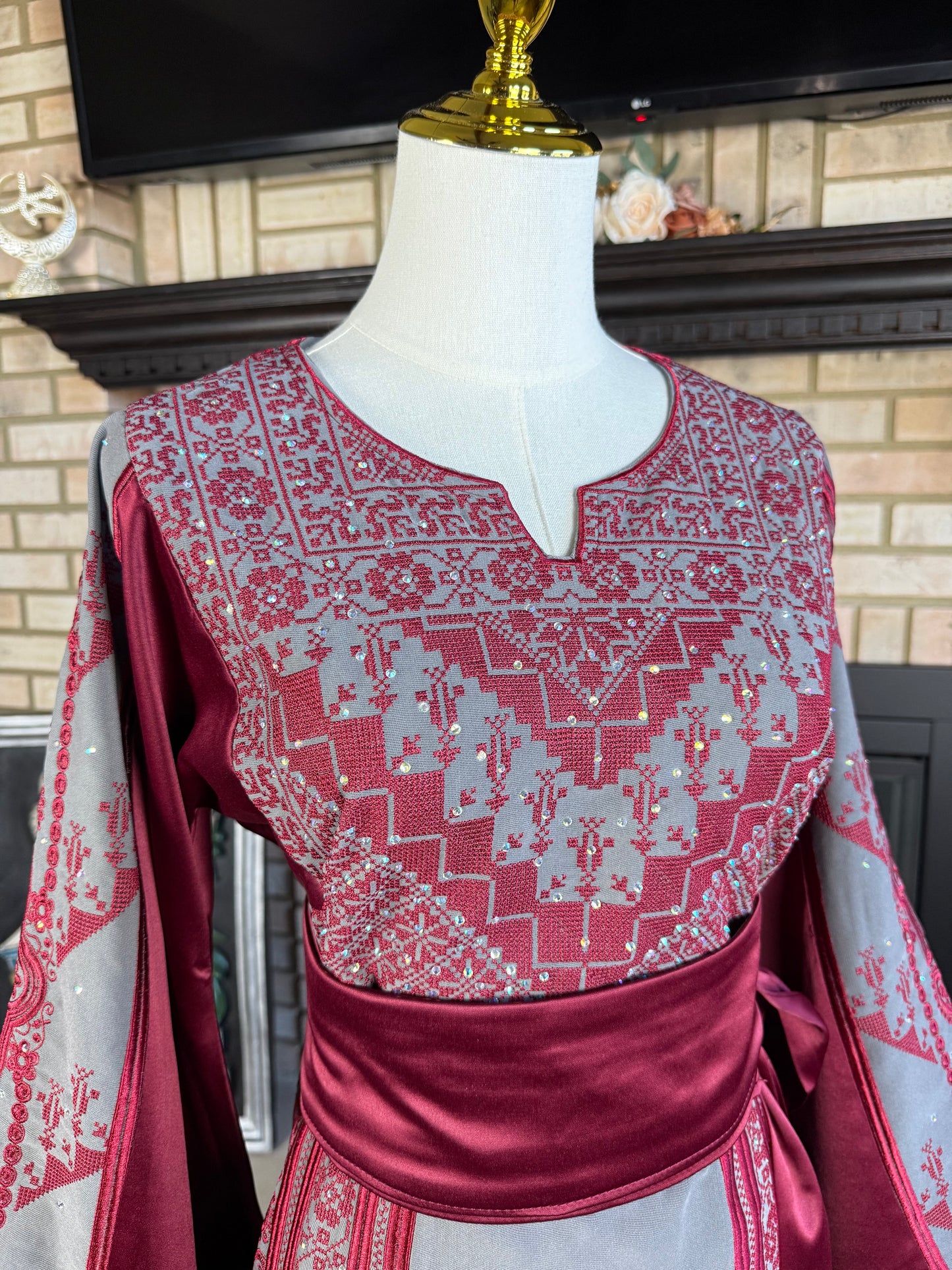 Grey/Burgundy Satin Ishq Thobe