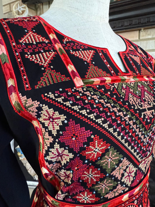 Black/Red Nablus Thobe