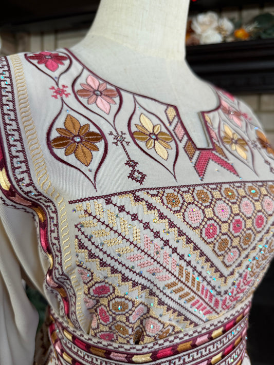 Cream/Pink Jafra Thobe