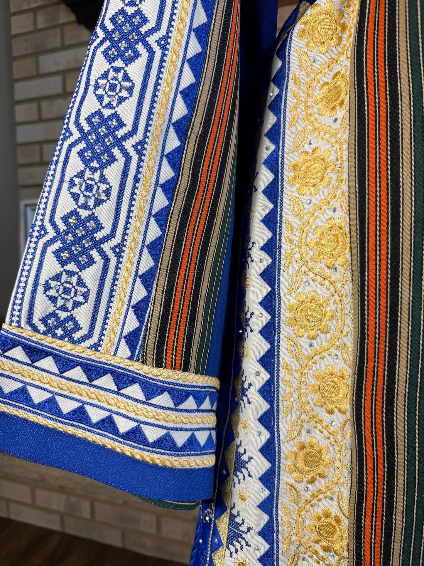 White/Blue Majdalawi Thobe