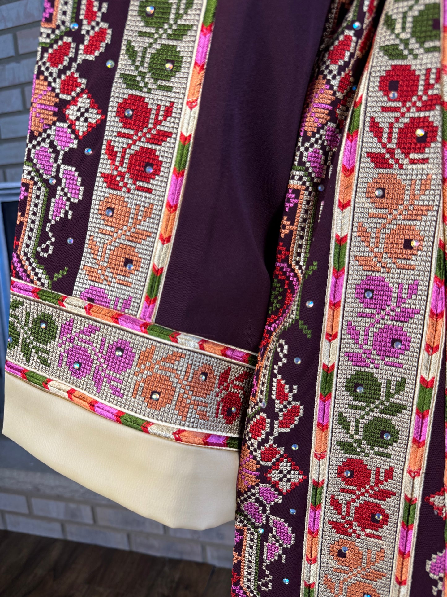 Burgundy/Gold Al-Zaytoon Thobe