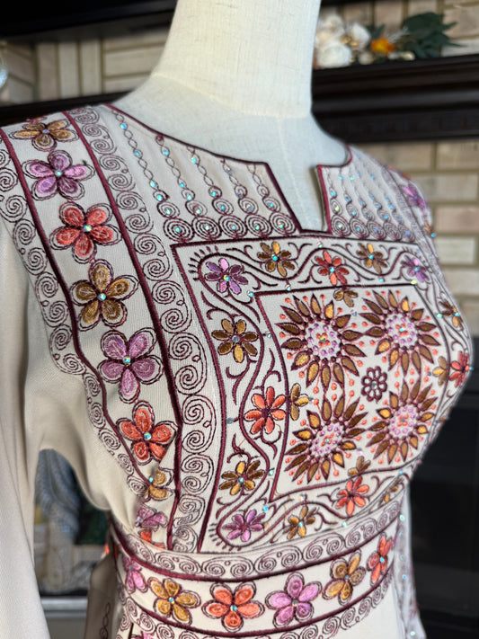 Cream/Burgundy Al-Wurood Thobe