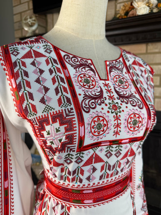 White/Red Nuseirat Thobe