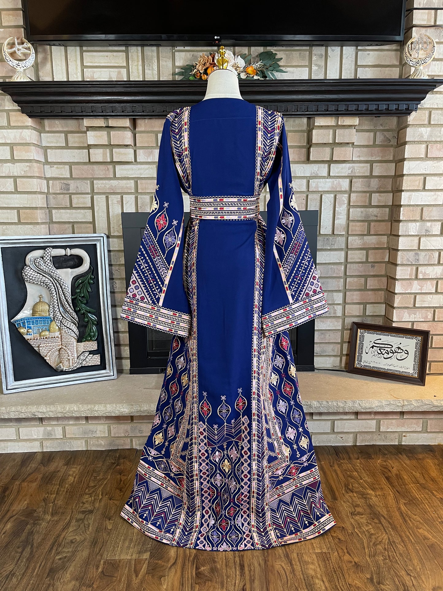 Navy Blue Jafra Thobe