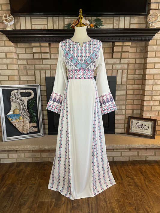 White/Blue Al-Sawsanah Thobe