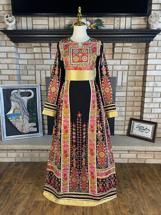 Black/Gold Malaka Thobe