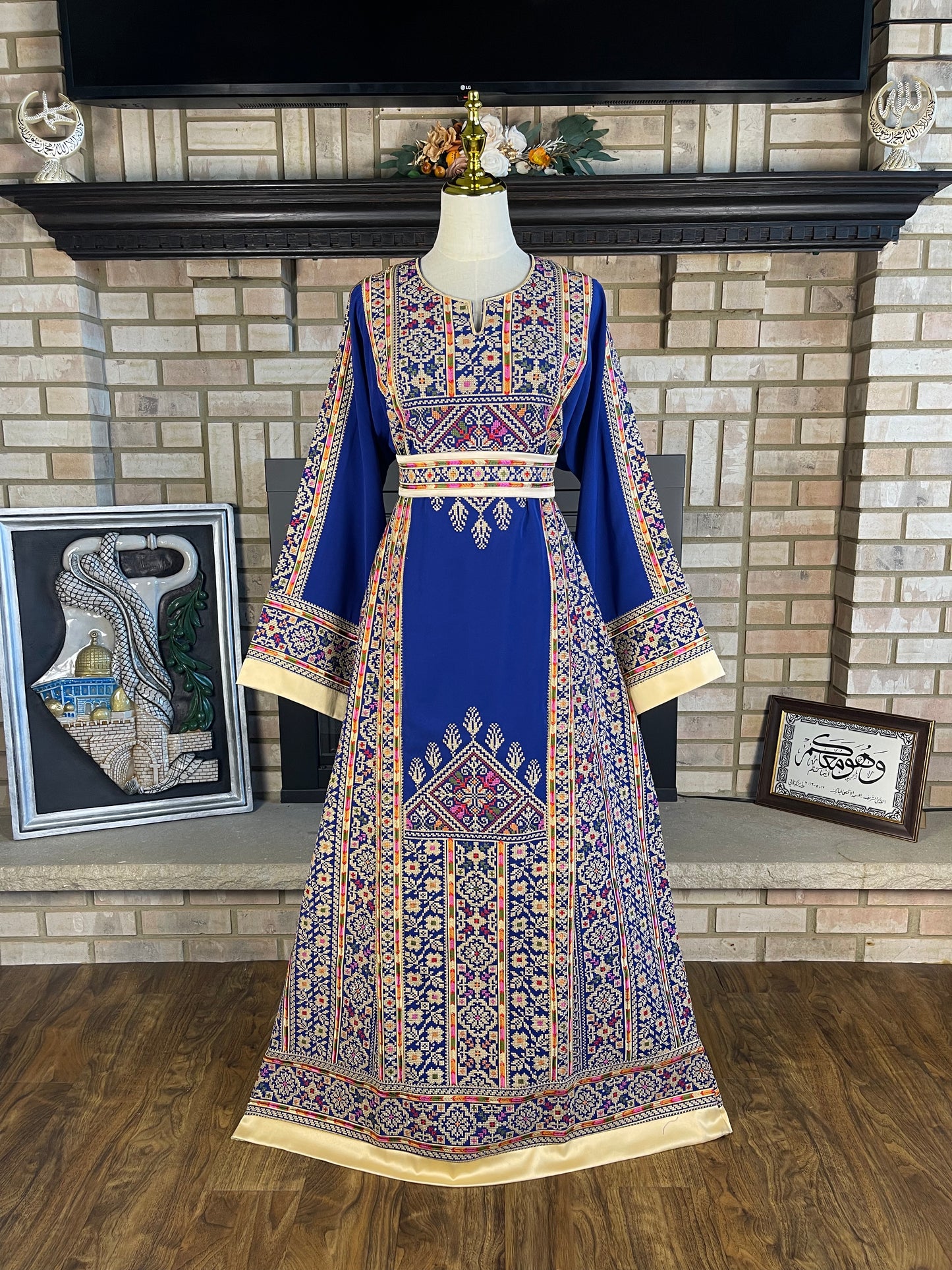 Blue Queen's Thobe