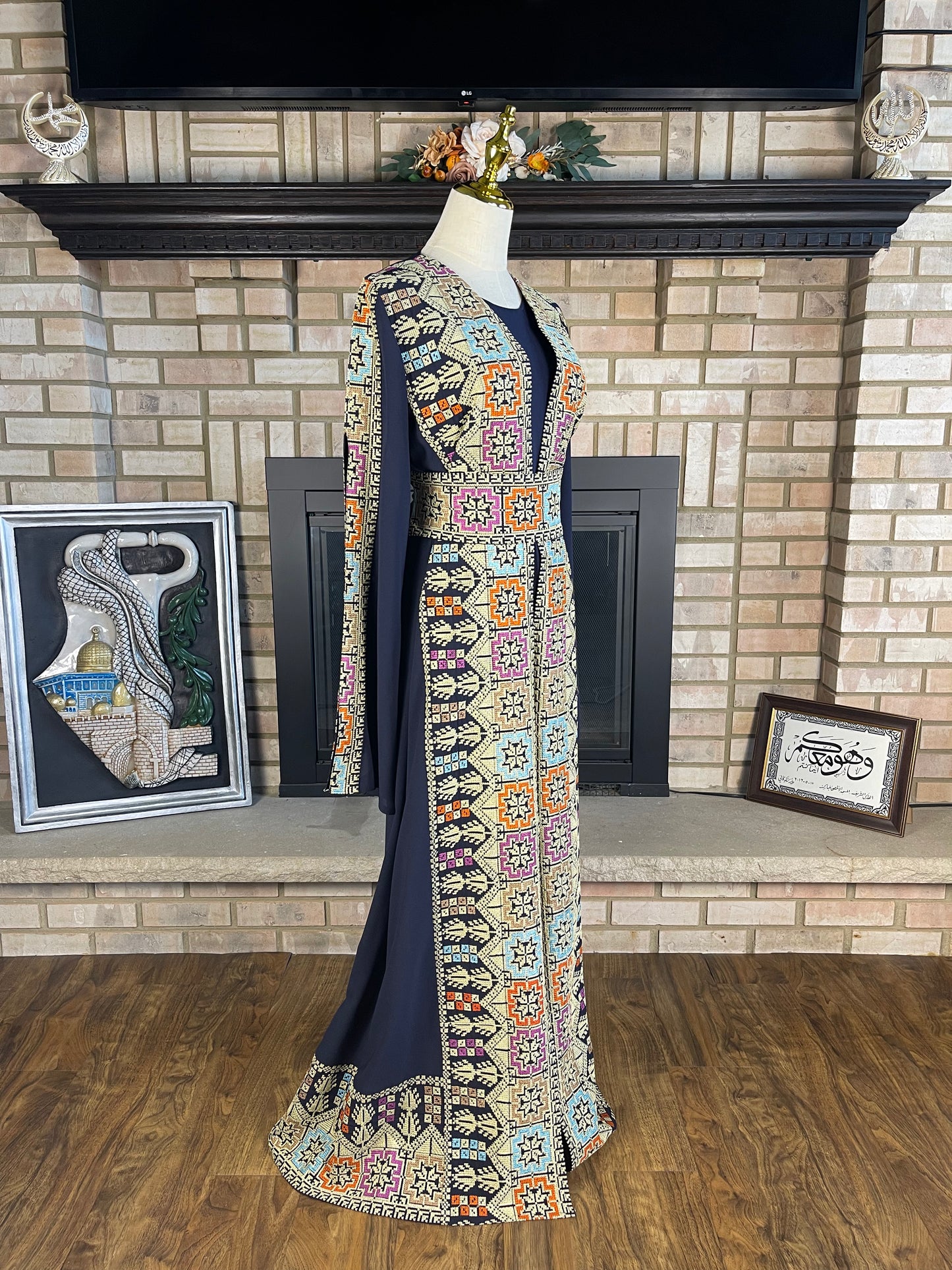 Navy Blue Open-Sleeve Embroidered Besht