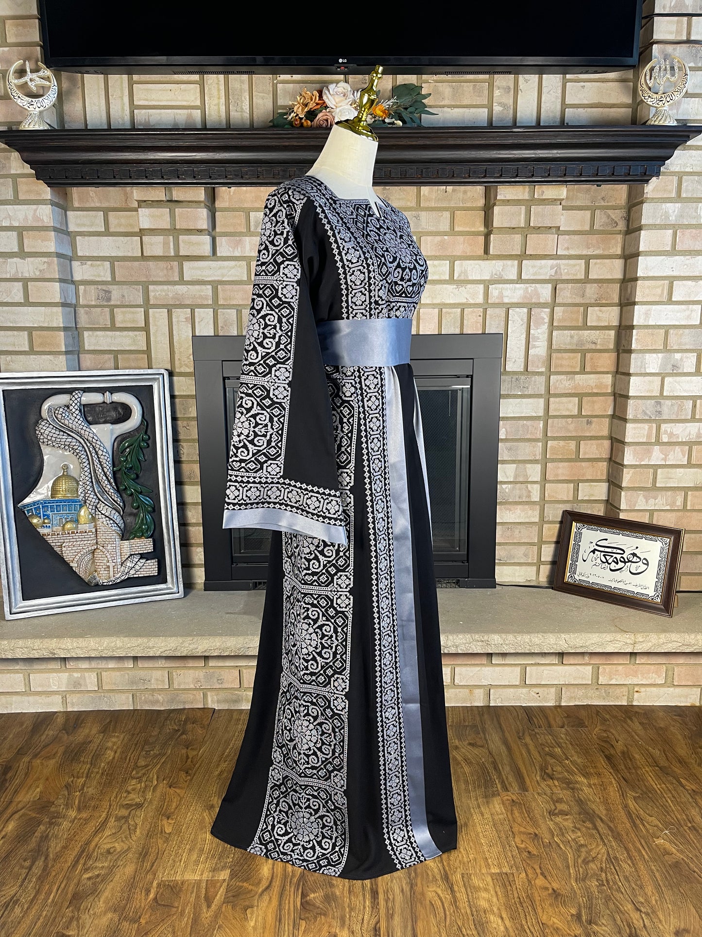 Black/Gray Falastin Thobe