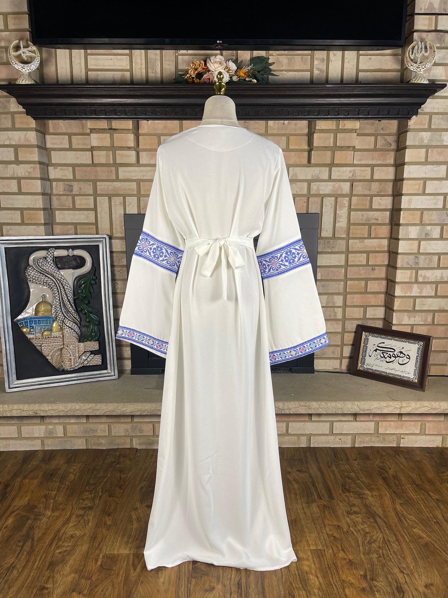 White/Blue Jerusalem Thobe