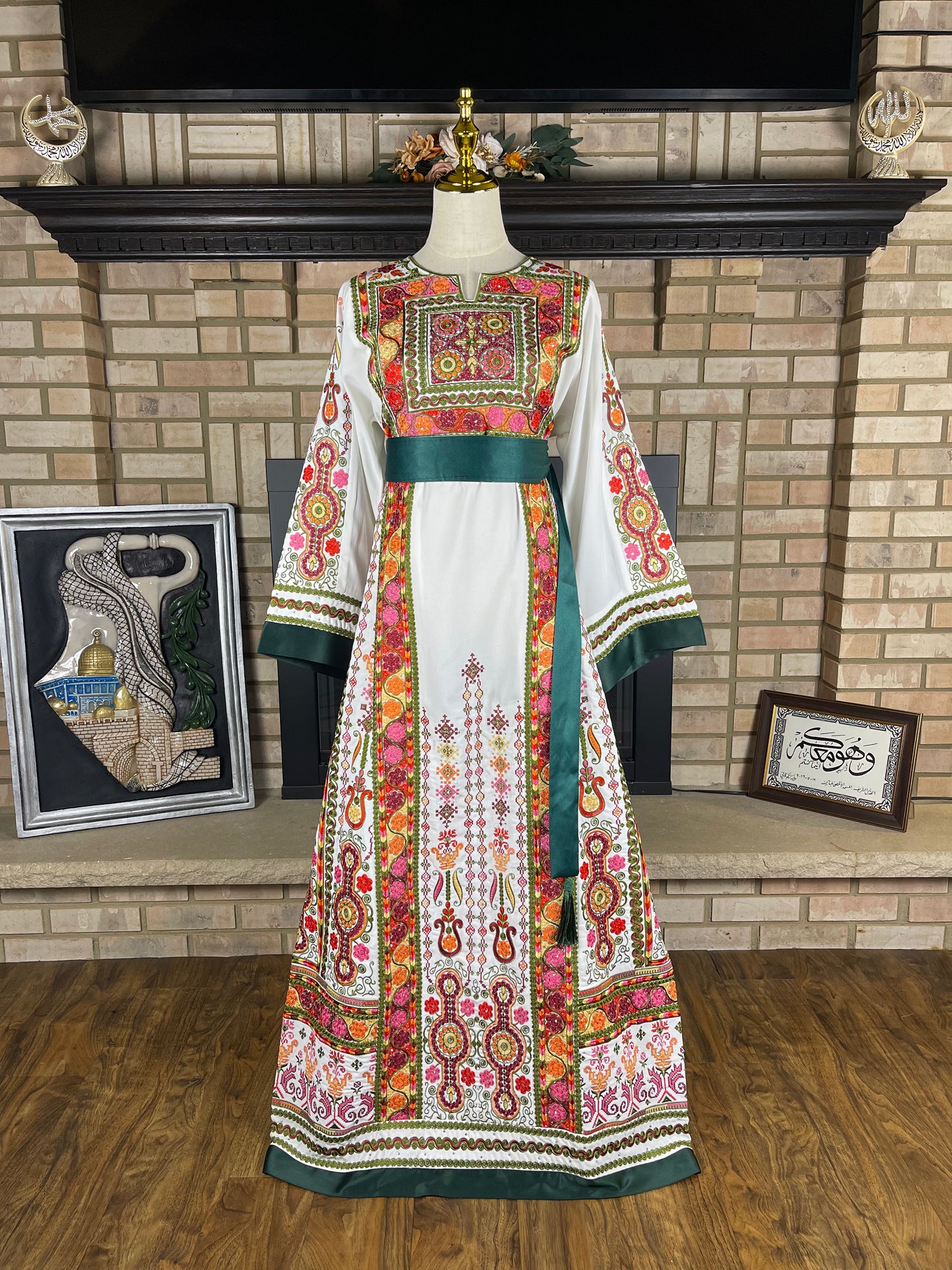White/Green Malaka Thobe