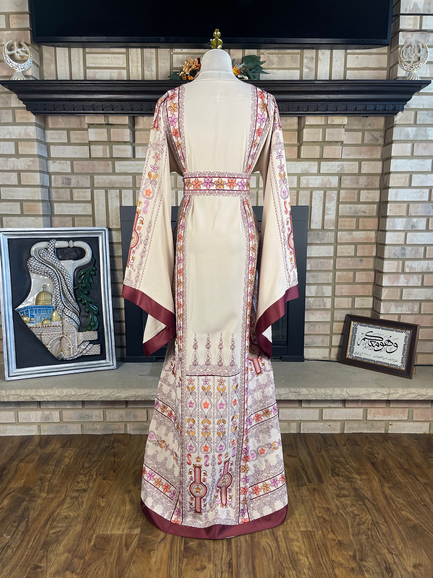Cream/Burgundy Al-Wurood Thobe