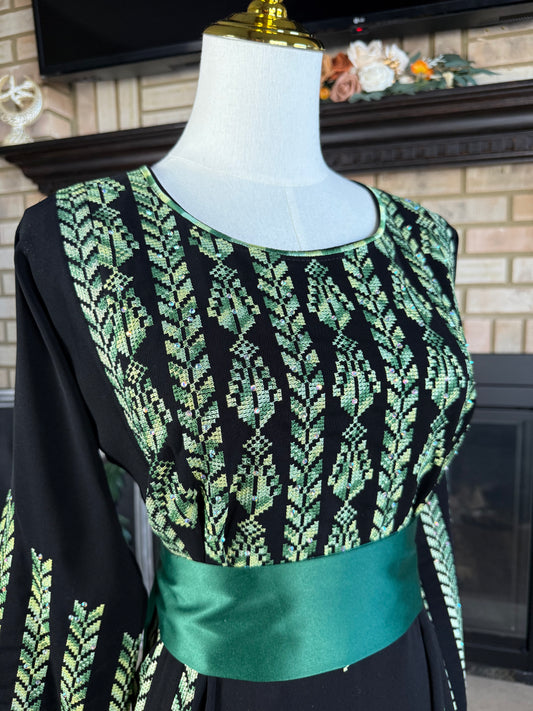 Black/Green Sanabel Thobe