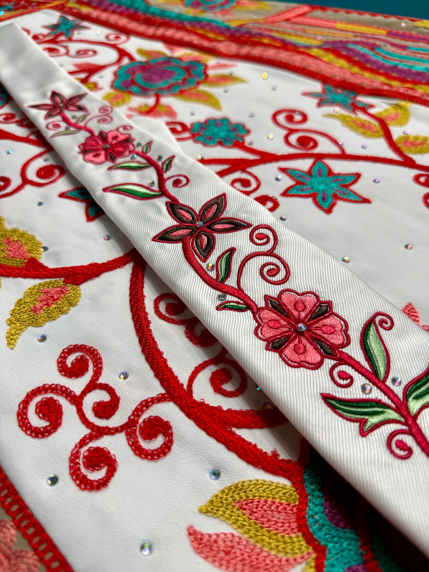 Floral Custom-made Tatreez Men's Tie